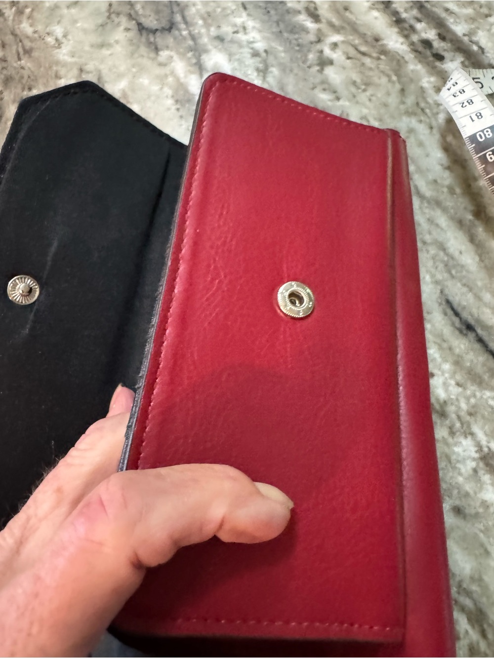 Kenneth Cole Deep Red Leather Zip Wallet with Silver-Tone Button - Picture 2 of 10